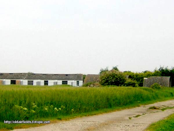 unknown buildings at RAF Donna Nook